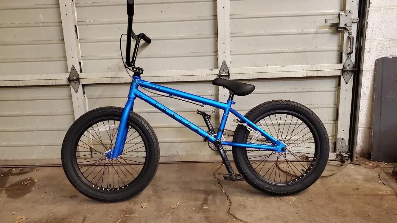 What Age Is a 20-Inch BMX Bike For